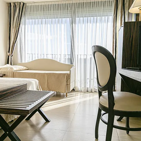 Otel Metropolitan - Bianchi 3*