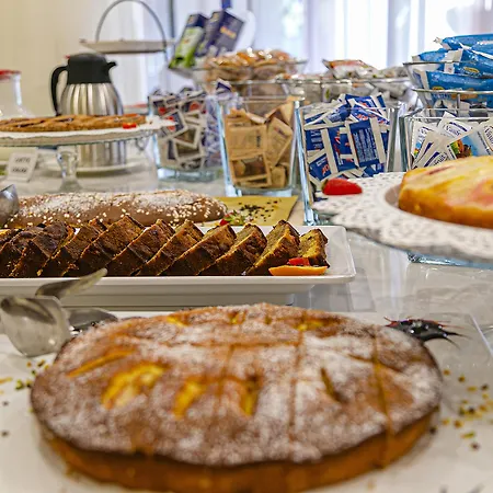 호텔 Metropolitan 3*