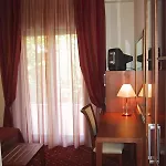 Metropolitan - Bianchi 3*