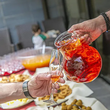 Metropolitan Μπελάρια-Ιτζέα Μαρίνα