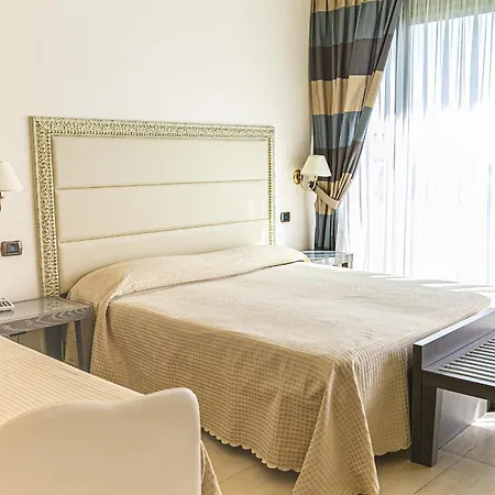 Metropolitan - Bianchi 3* Bellaria-Igea Marina