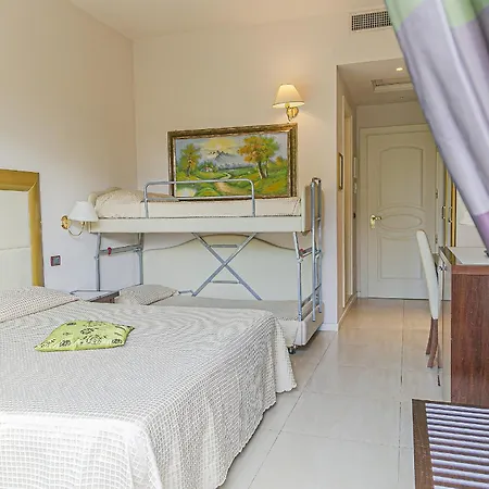 Metropolitan Hotell 3*