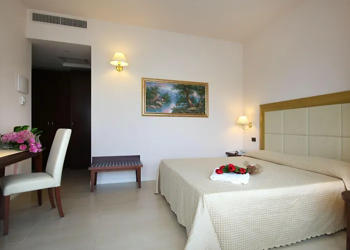 Metropolitan Hotell 3*