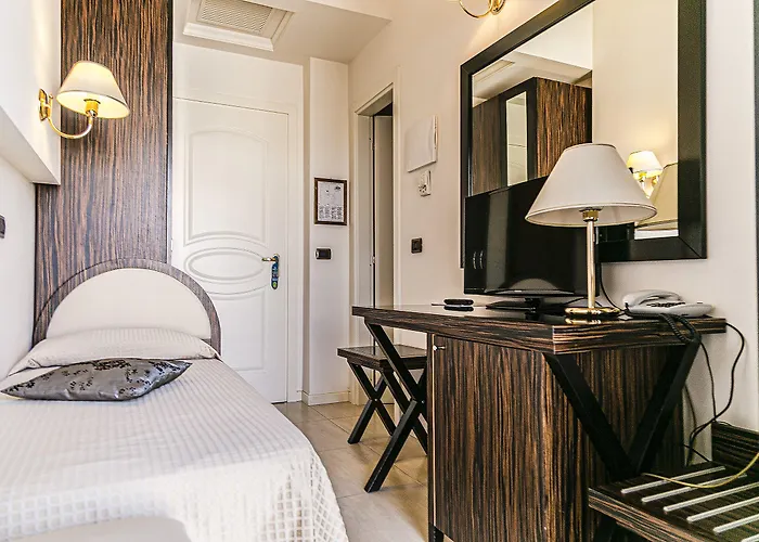Metropolitan - Bianchi 3* Bellaria-Igea Marina