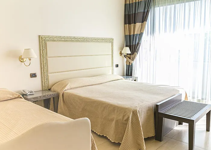 Metropolitan - Bianchi 3* Bellaria-Igea Marina